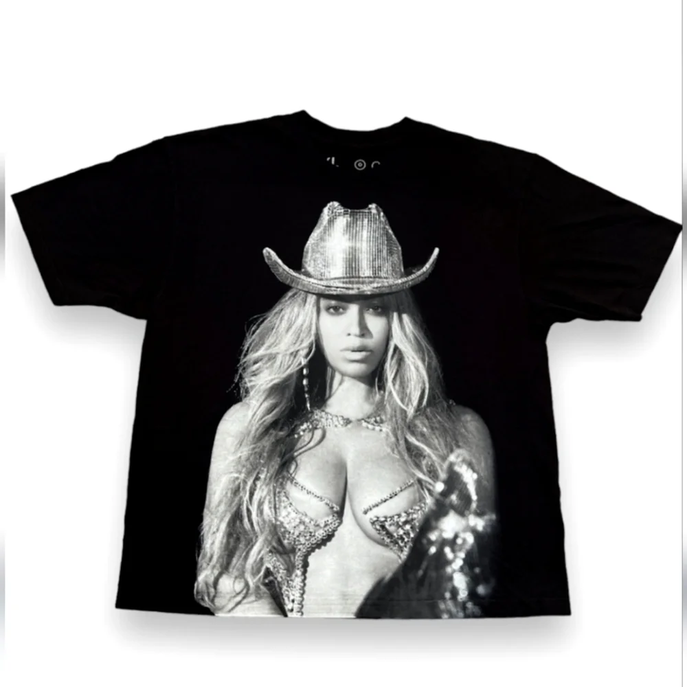 NWOT Unisex Beyonce Renaissance World Tour 2023 Official T-shirt - Picture 5 of 5